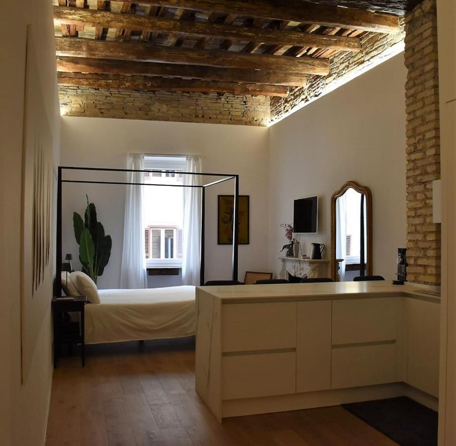 Fontana Luxury Home روما المظهر الخارجي الصورة